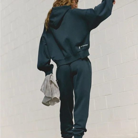 FP Movement Undefeated Set - Picture 2 of 8